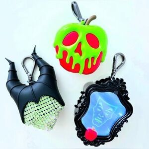 NWT B&BW Disney Villains Pocketbac Holders
